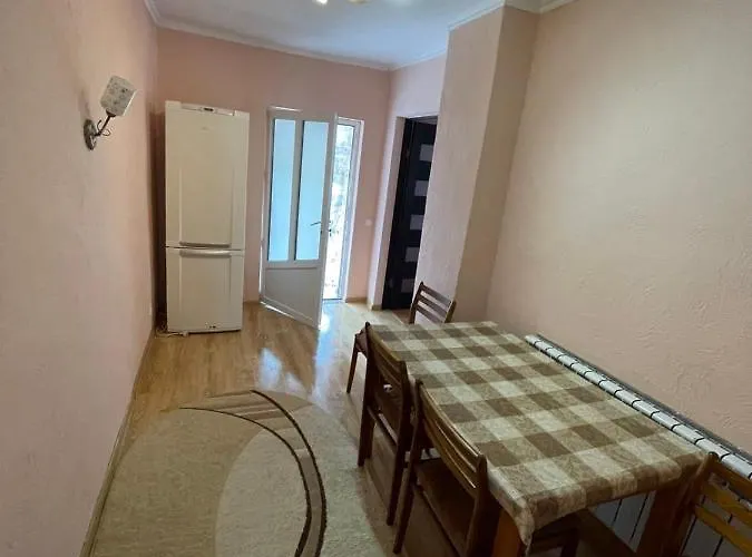 Εξοχικό σπίτι приватна Velyatyn
